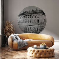 Royal – Standard Circle Wallpaper