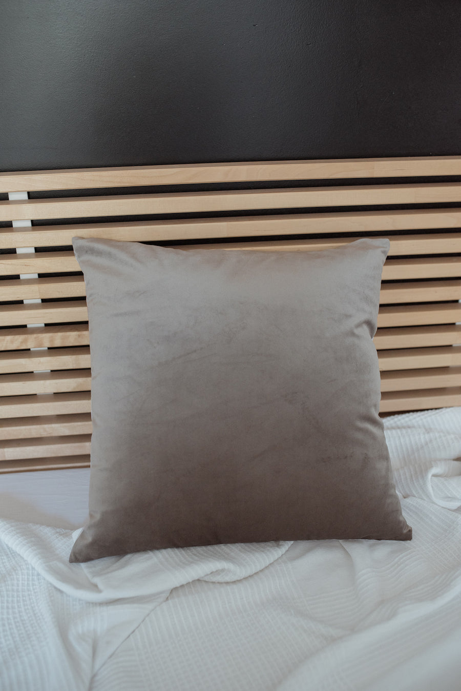 Poduszka Wisteria - welur - wkład IKEA 50x50 cm