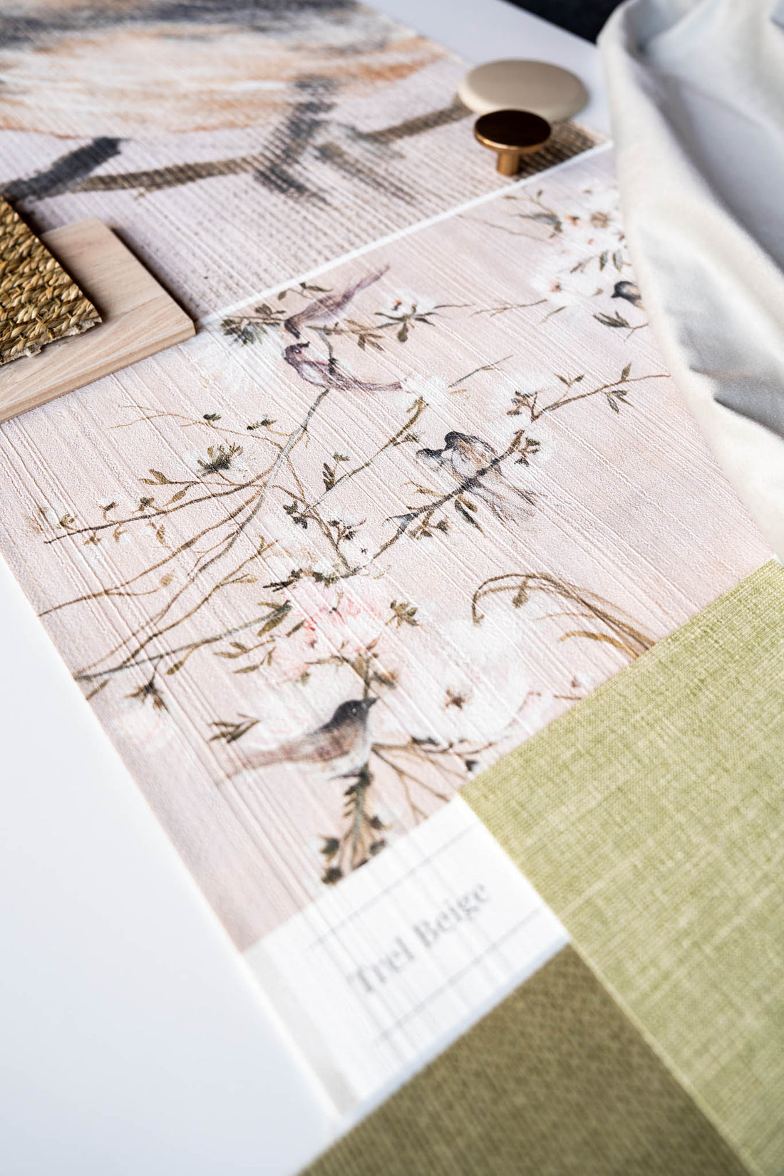 Trel Beige – Wallpaper in Rolls