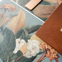 Hortus – Custom-sized Wallpaper