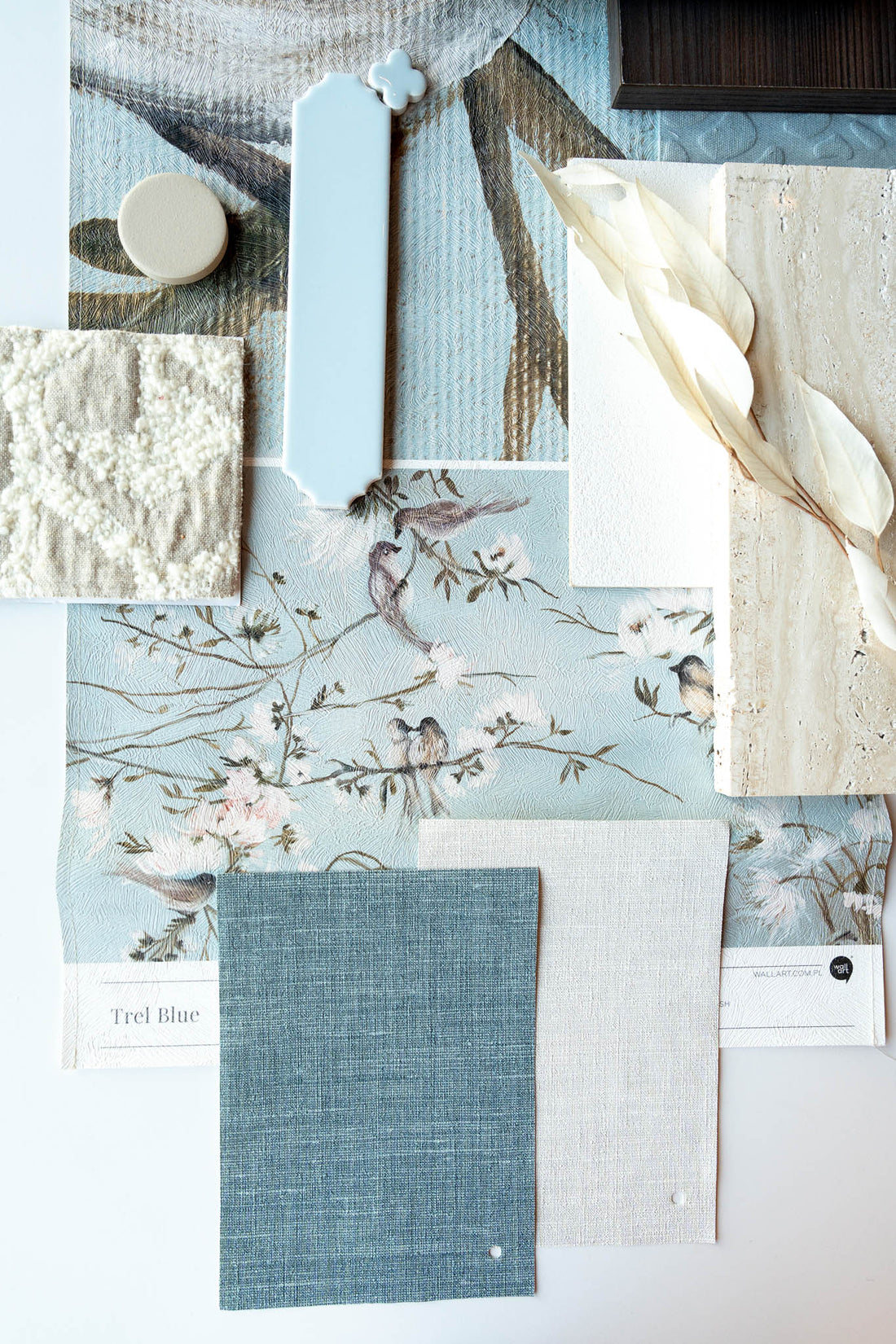 Trel Blue – Roll Wallpaper